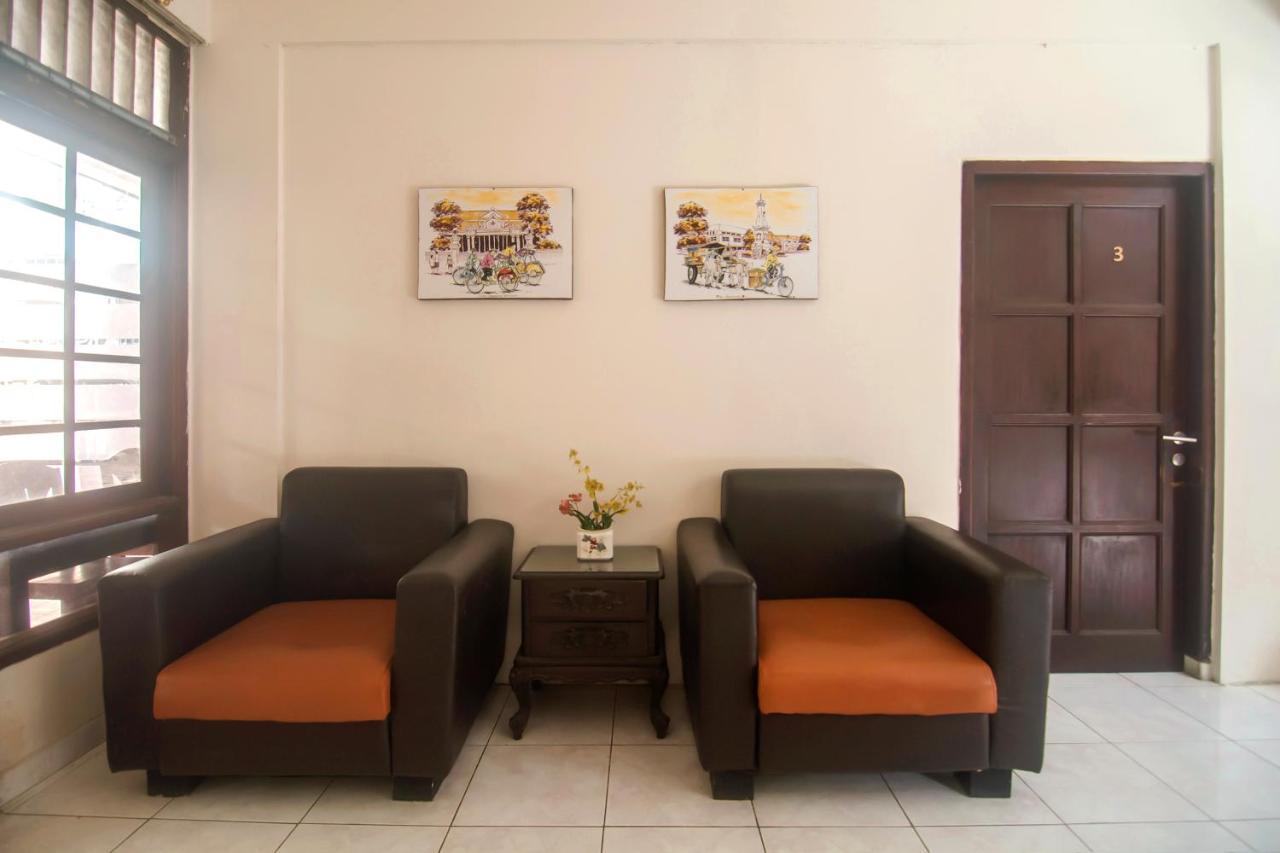 Hotel Oyo 201 Emdi House Timoho Yogyakarta Exterior foto